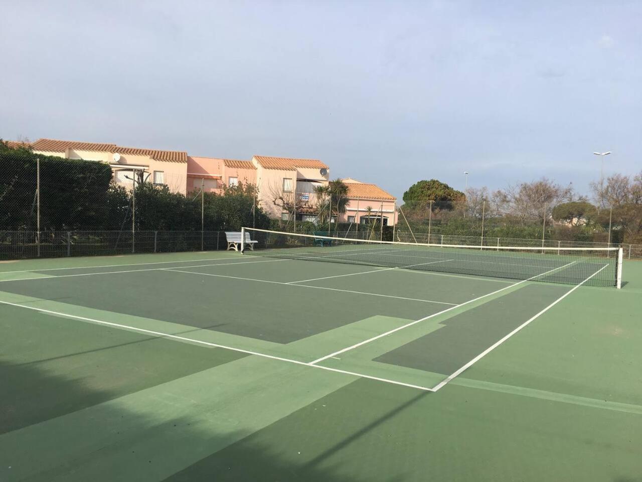 Appartement 4/6 Personnes Plain Pied - 5Min Plage - Piscine En Face Agde Exteriör bild